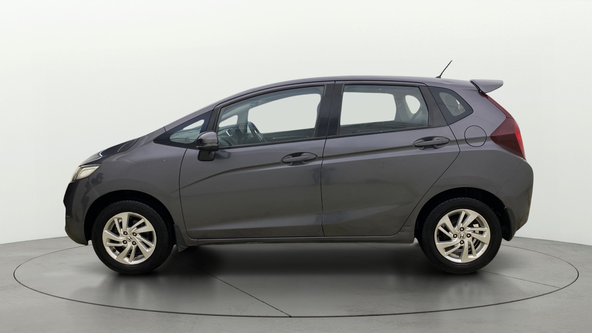 View 2017 Honda Jazz E MT Diesel Image 26 Used 2017 Honda Jazz E MT Diesel Image 26