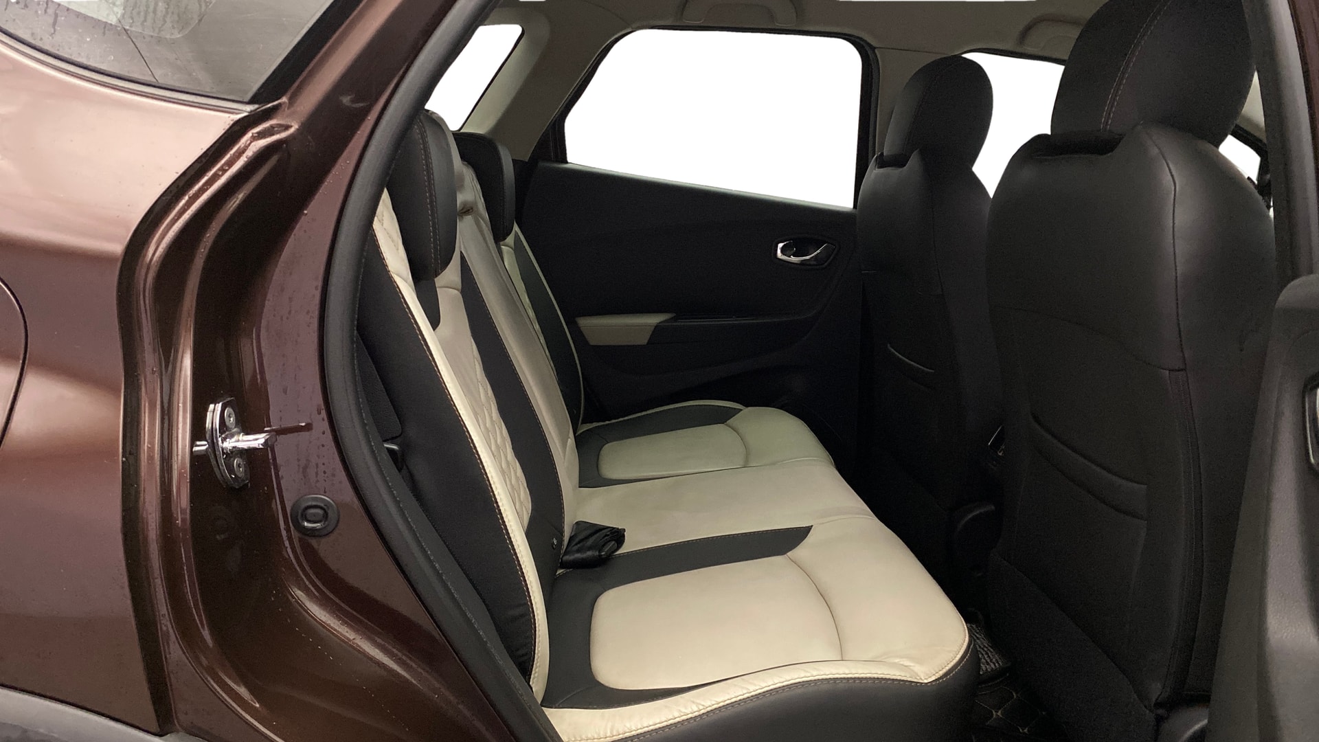 View 2019 Renault Captur Platine Mono Diesel Image 30 Used 2019 Renault Captur Platine Mono Diesel Image 30