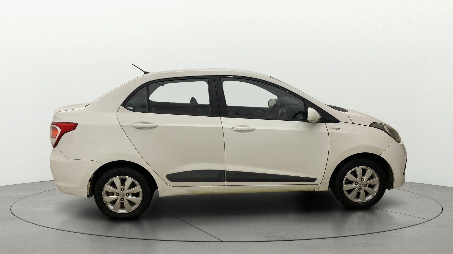 View 2015 Hyundai Xcent E Petrol Image 8 Used 2015 Hyundai Xcent E Petrol Image 8