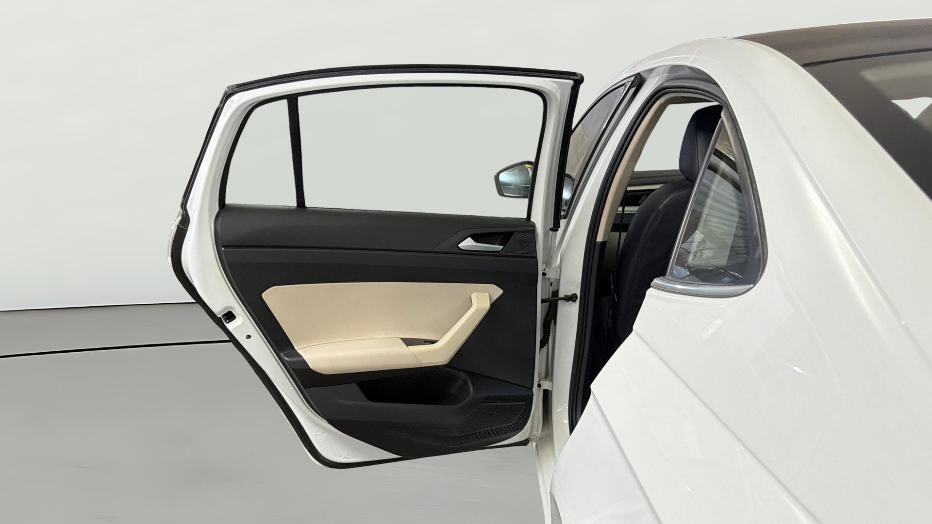 View 2023 Volkswagen Virtus Topline 1.0 TSI MT Image 22 Used 2023 Volkswagen Virtus Topline 1.0 TSI MT Image 22