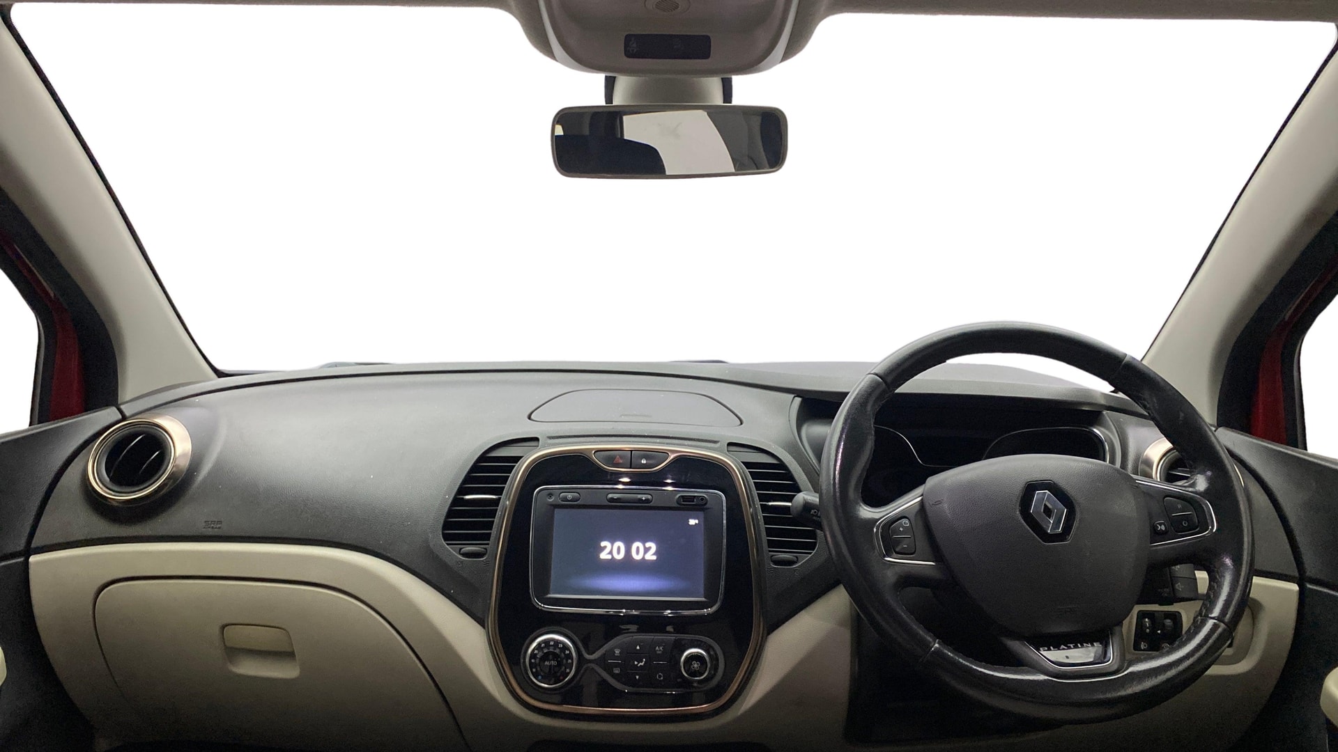 View 2018 Renault Captur Platine Diesel Dual Tone Image 31 Used 2018 Renault Captur Platine Diesel Dual Tone Image 31