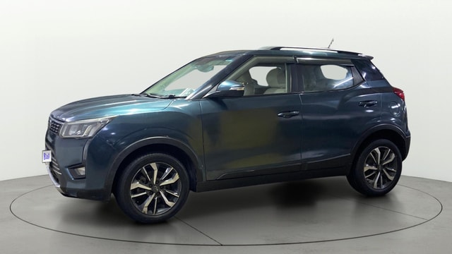 View Mahindra XUV300 Image 22 Used Mahindra XUV300 Image 22