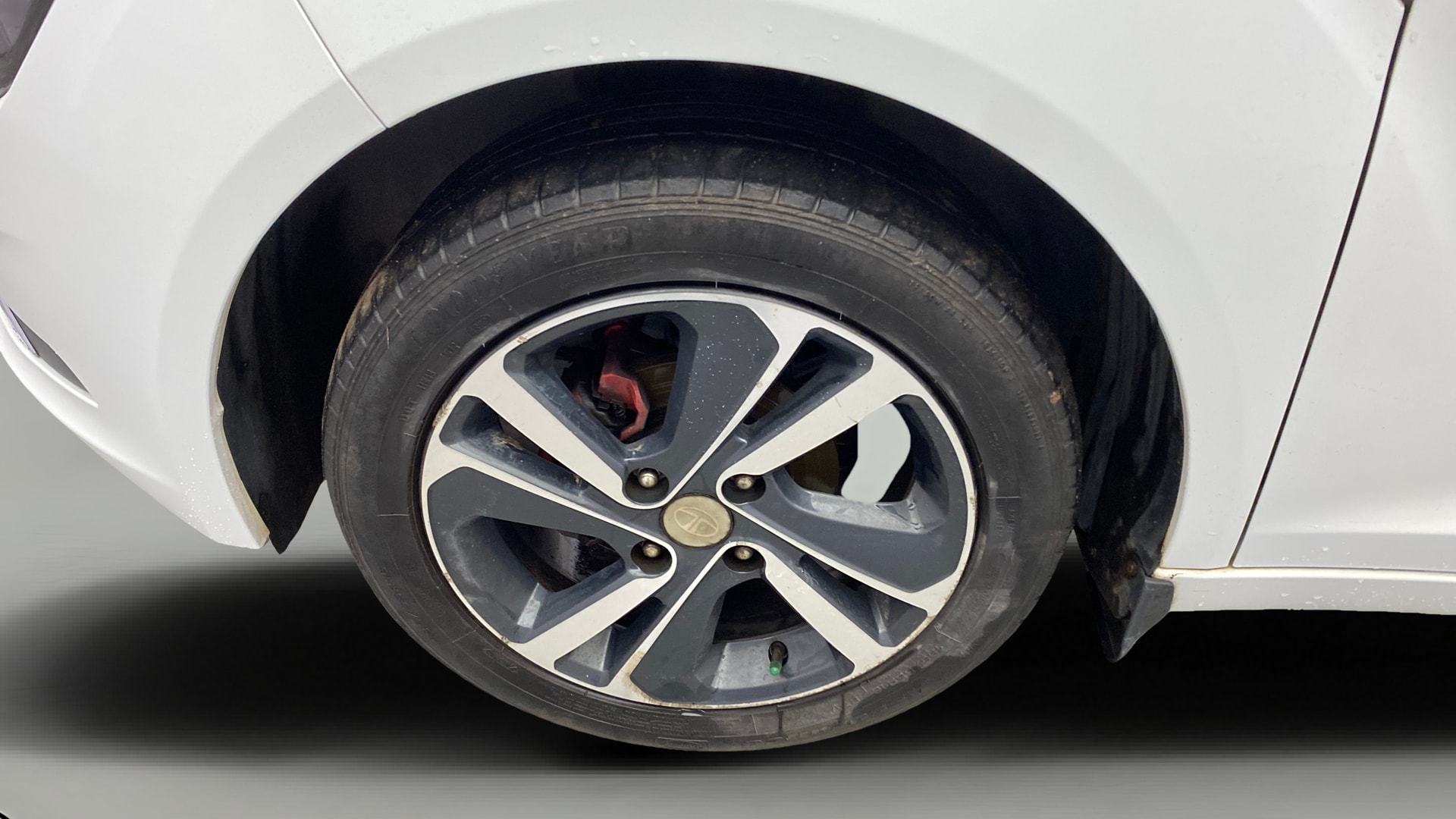 View 2020 Tata Altroz XZ Petrol Image 35 Used 2020 Tata Altroz XZ Petrol Image 35