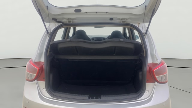 View Hyundai Grand i10 Image 37 Used Hyundai Grand i10 Image 37