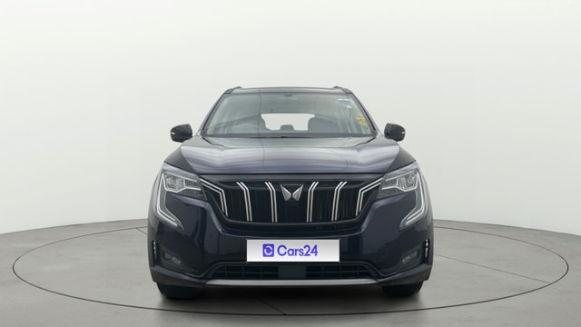 View Mahindra XUV700 Image 1 Used Mahindra XUV700 Image 1