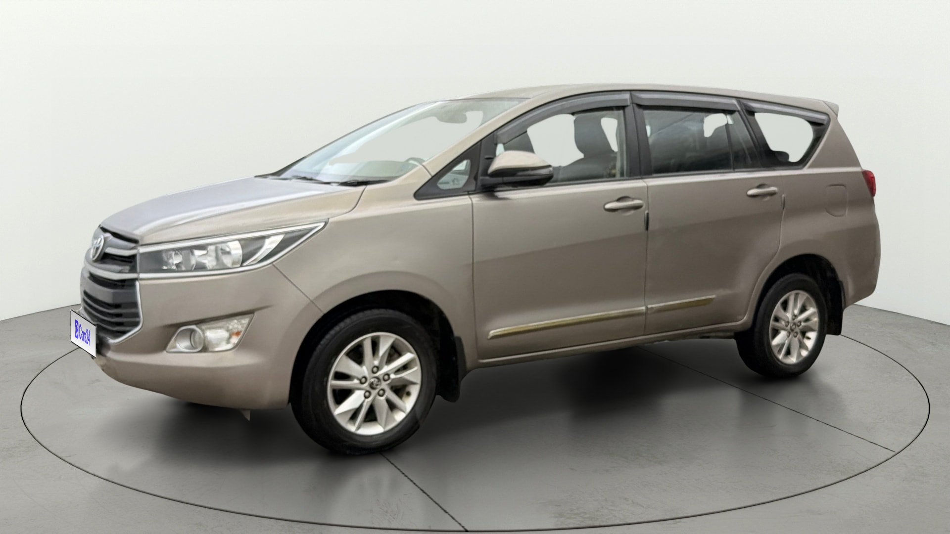 View 2019 Toyota Innova Crysta 2.4 G MT 7-Seater BS IV Image 36 Used 2019 Toyota Innova Crysta 2.4 G MT 7-Seater BS IV Image 36