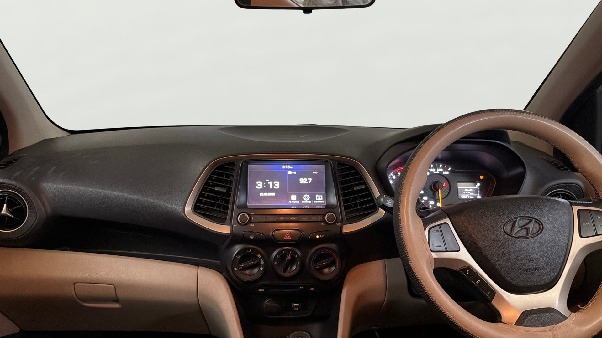 View 2018 Hyundai New Santro D-Lite Petrol Image 31 Used 2018 Hyundai New Santro D-Lite Petrol Image 31