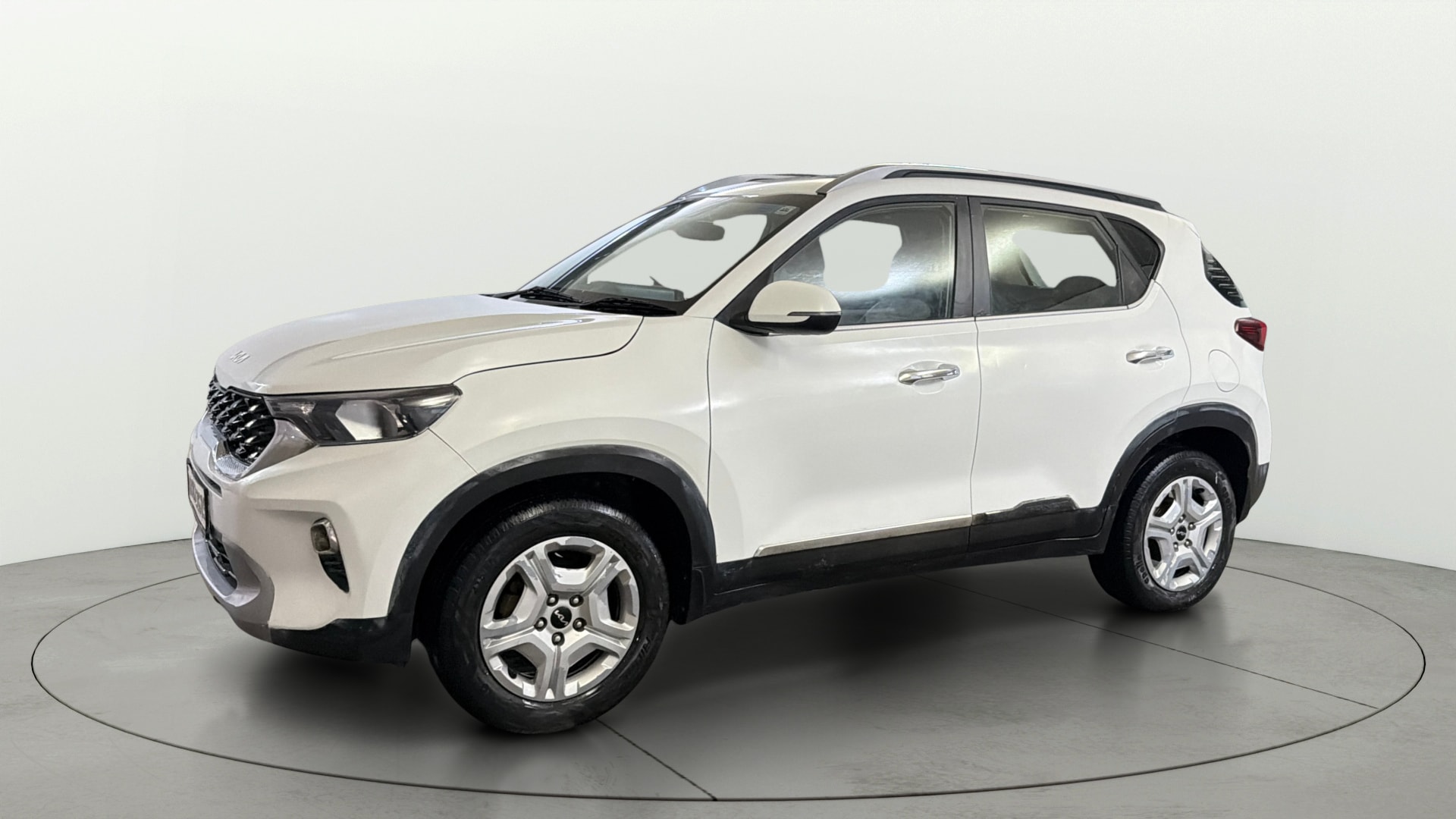 View 2023 Kia Sonet HTK Plus iMT Petrol Image 37 Used 2023 Kia Sonet HTK Plus iMT Petrol Image 37
