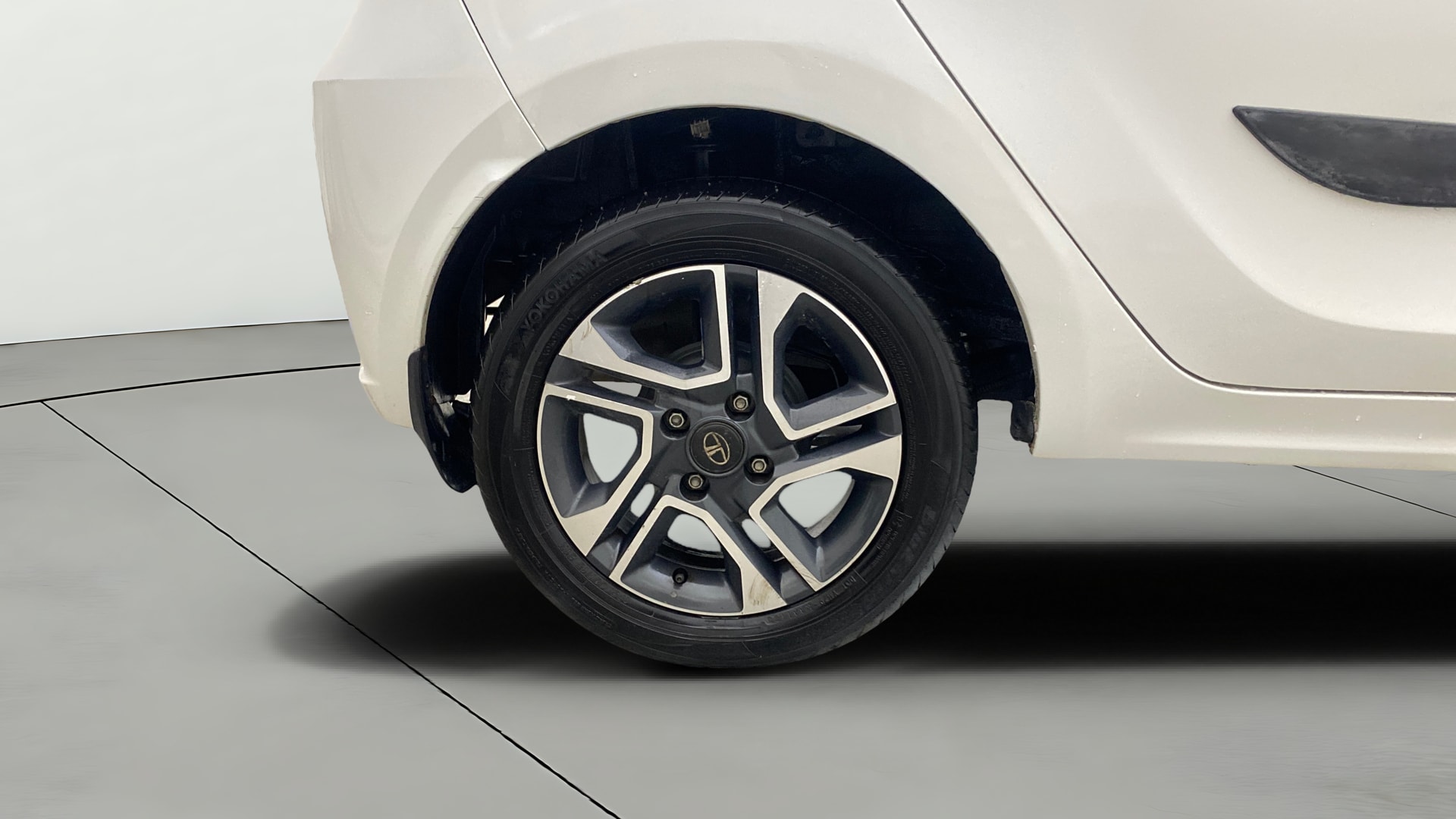 Used 2021 Tata Tiago Used 2021 Tata Tiago