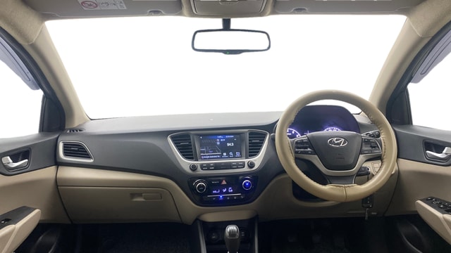 View Hyundai Verna Image 16 Used Hyundai Verna Image 16