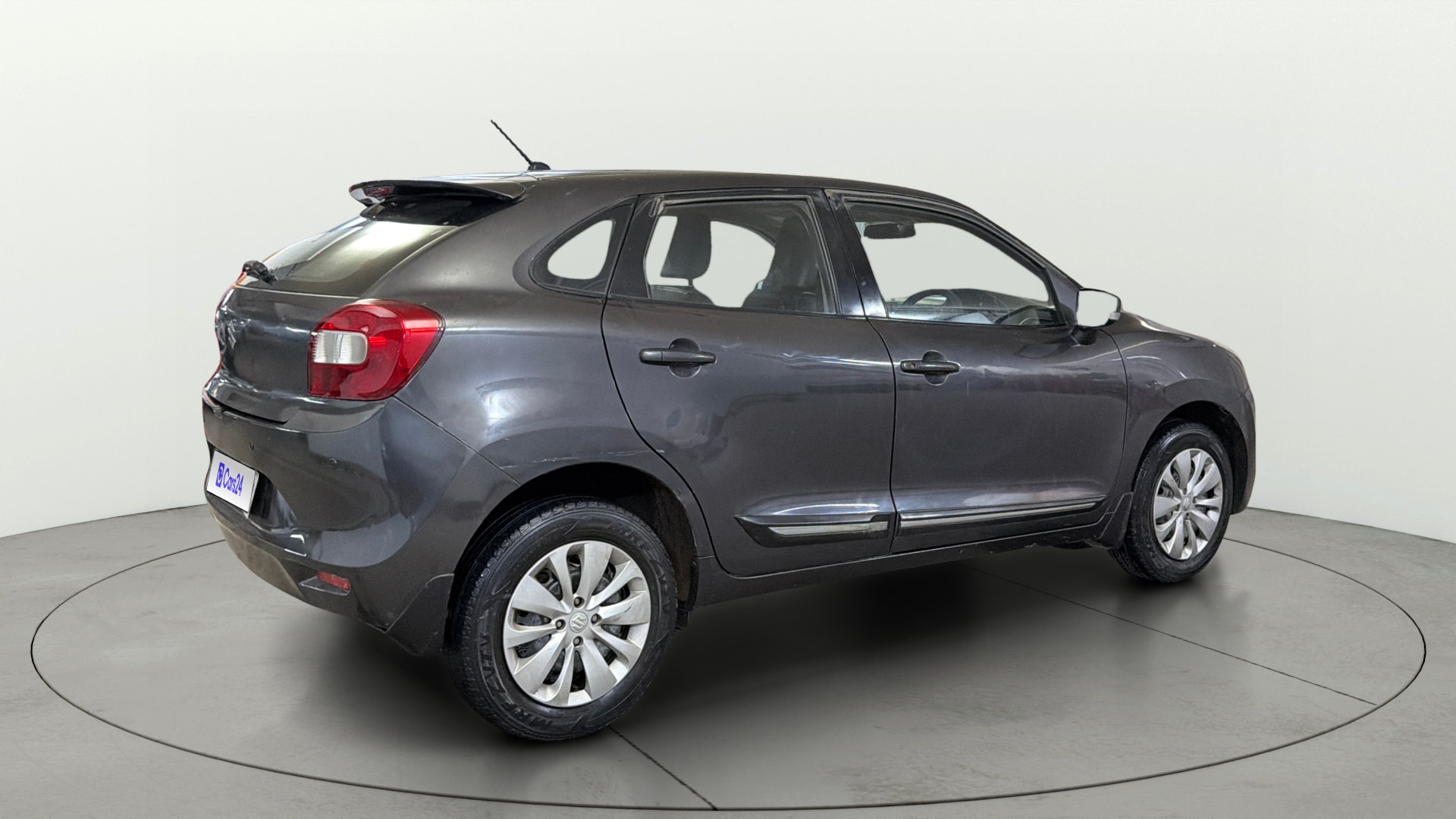 View 2017 Maruti Suzuki 1000 Base Variant Image 42 Used 2017 Maruti Suzuki 1000 Base Variant Image 42