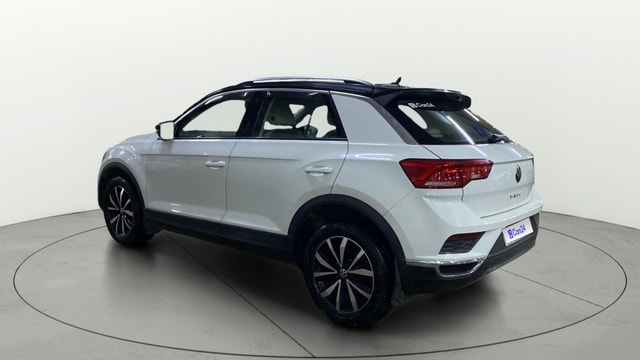 View Volkswagen T-Roc Image 2 Used Volkswagen T-Roc Image 2