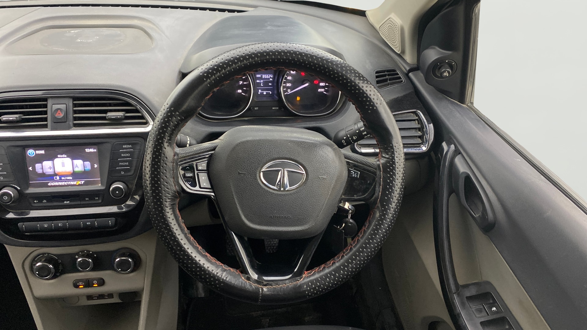 View 2019 Tata Tiago Revotorq XB Image 20 Used 2019 Tata Tiago Revotorq XB Image 20