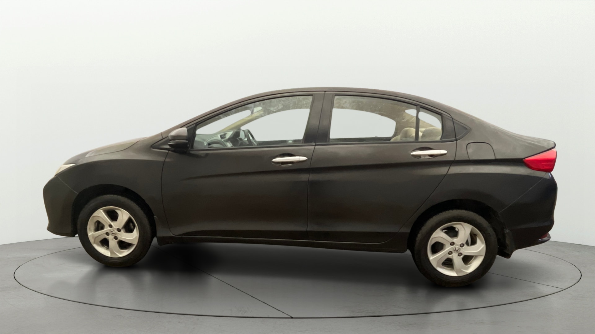 View 2014 Honda City ZX MT Diesel Anniversary Edition Image 26 Used 2014 Honda City ZX MT Diesel Anniversary Edition Image 26