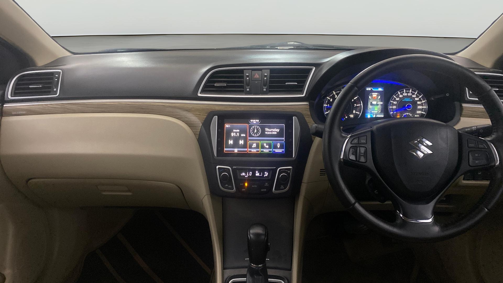 View 2022 Maruti Suzuki 1000 Base Variant Image 18 Used 2022 Maruti Suzuki 1000 Base Variant Image 18