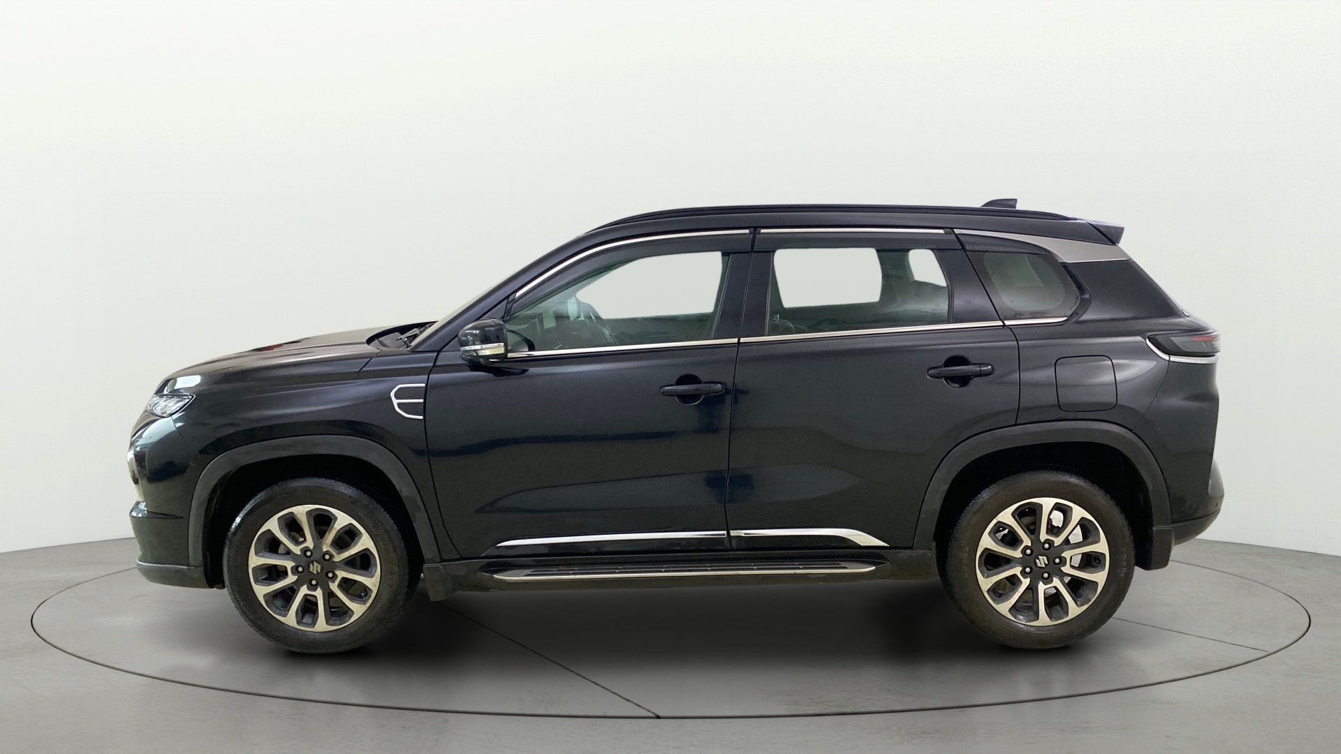 View 2023 Maruti Suzuki 1000 Base Variant Image 5 Used 2023 Maruti Suzuki 1000 Base Variant Image 5