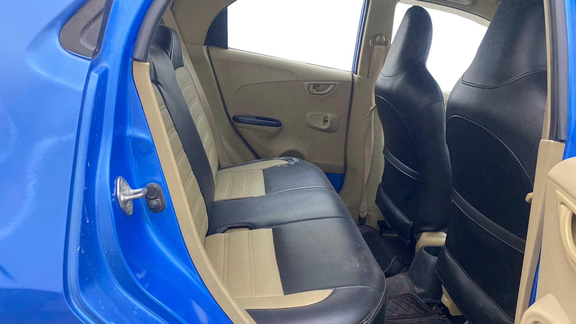 View 2014 Honda Brio S MT Petrol Image 28 Used 2014 Honda Brio S MT Petrol Image 28