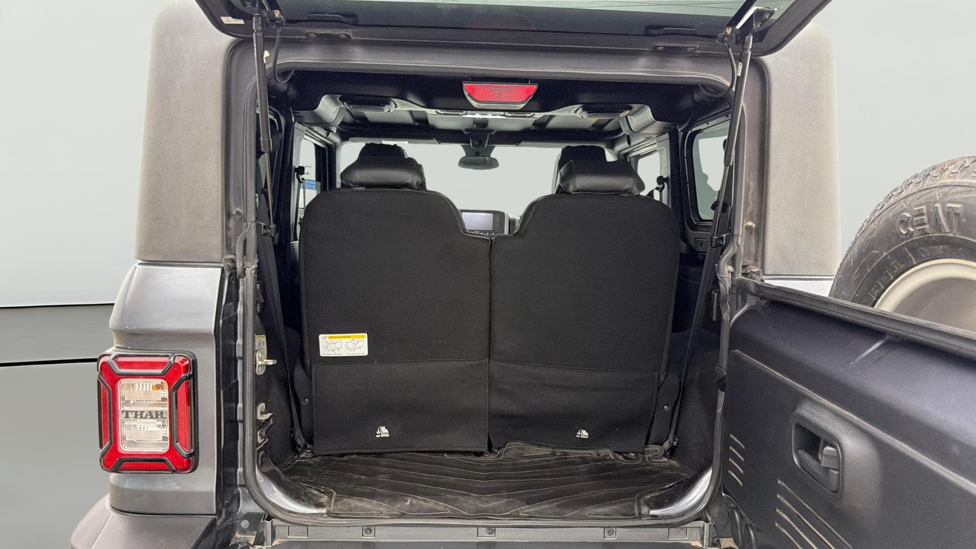 View 2021 Mahindra Thar AX Standard Manual Soft Top 6 Seater Image 36 Used 2021 Mahindra Thar AX Standard Manual Soft Top 6 Seater Image 36