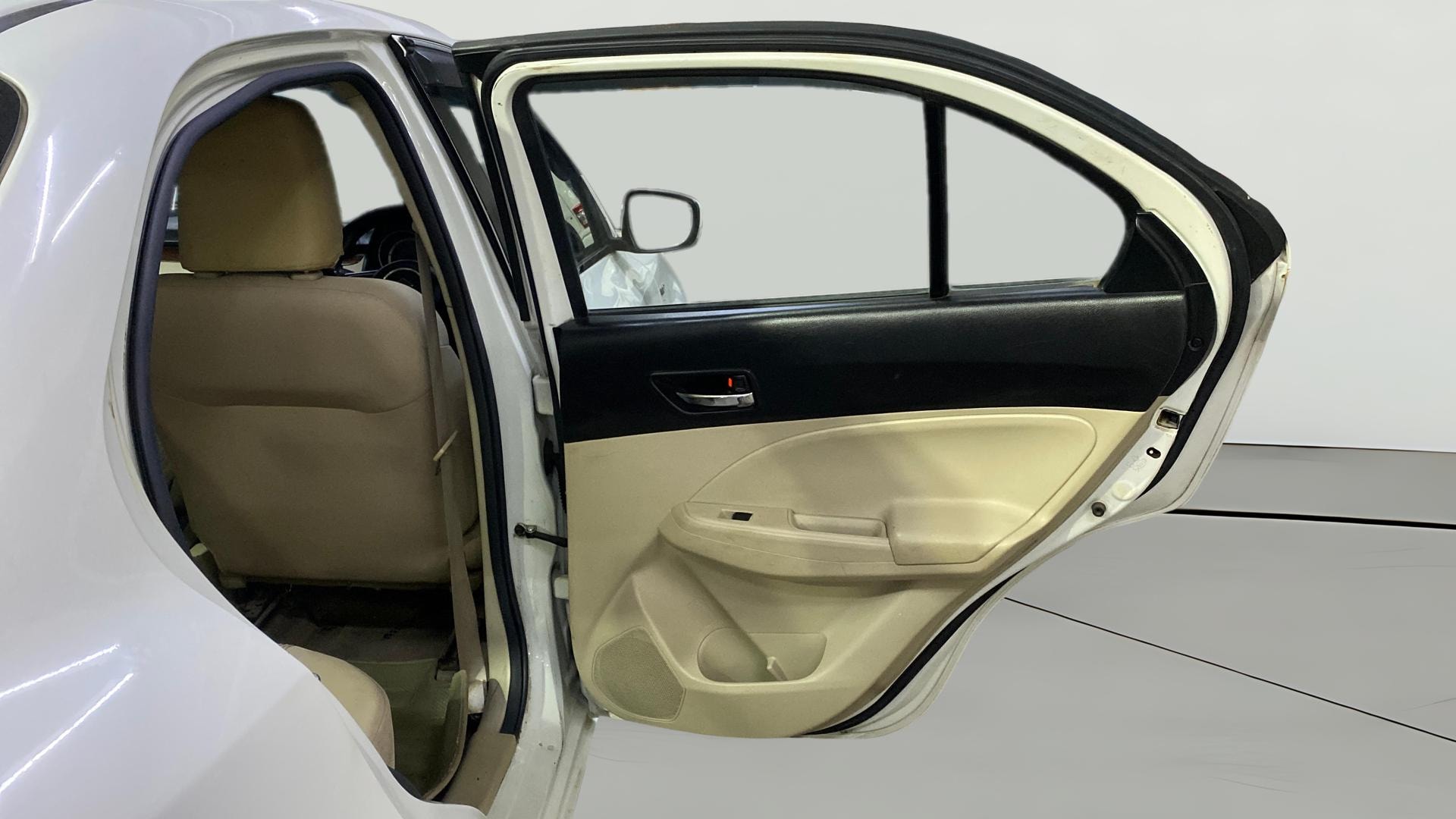 View 2018 Maruti Suzuki 1000 Base Variant Image 5 Used 2018 Maruti Suzuki 1000 Base Variant Image 5