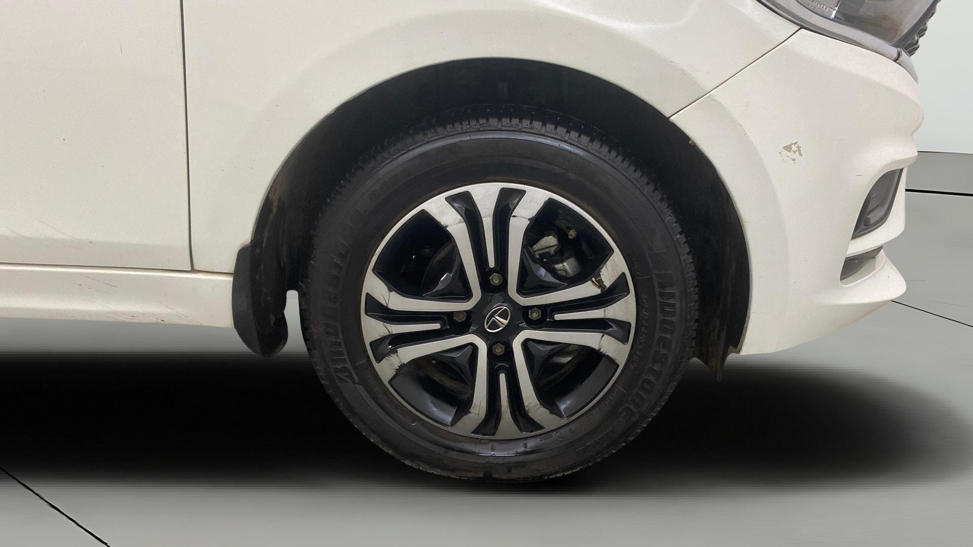 View 2022 Tata Tiago Revotorq XB Image 39 Used 2022 Tata Tiago Revotorq XB Image 39