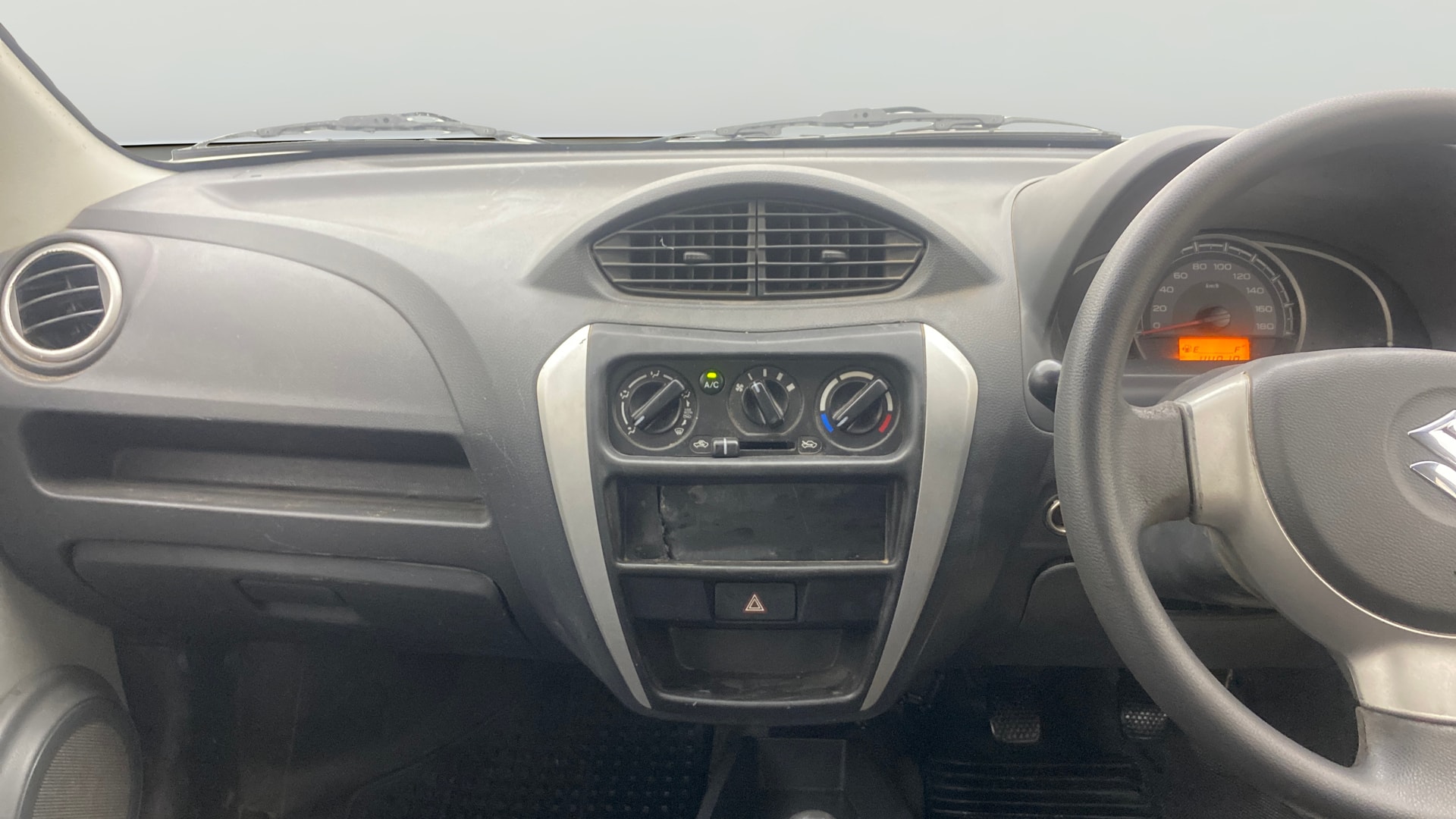 View 2017 Maruti Suzuki Alto 800 LX Image 17 Used 2017 Maruti Suzuki Alto 800 LX Image 17