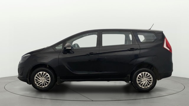 View Mahindra Marazzo Image 28 Used Mahindra Marazzo Image 28