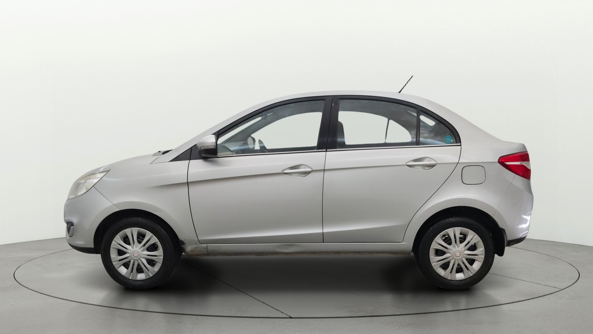 View 2015 Tata Zest XM Petrol Image 5 Used 2015 Tata Zest XM Petrol Image 5