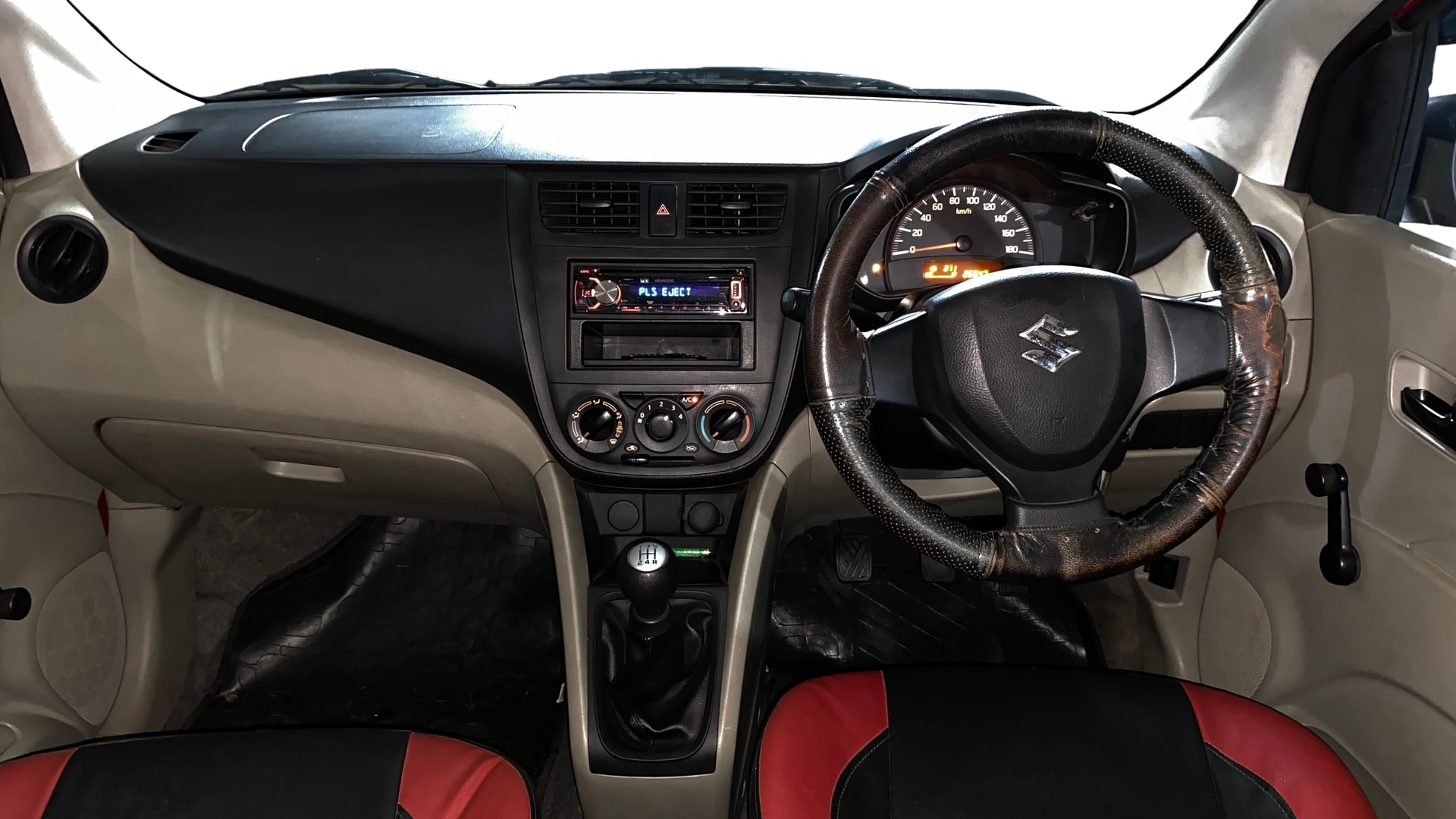 View 2014 Maruti Suzuki 1000 Base Variant Image 15 Used 2014 Maruti Suzuki 1000 Base Variant Image 15