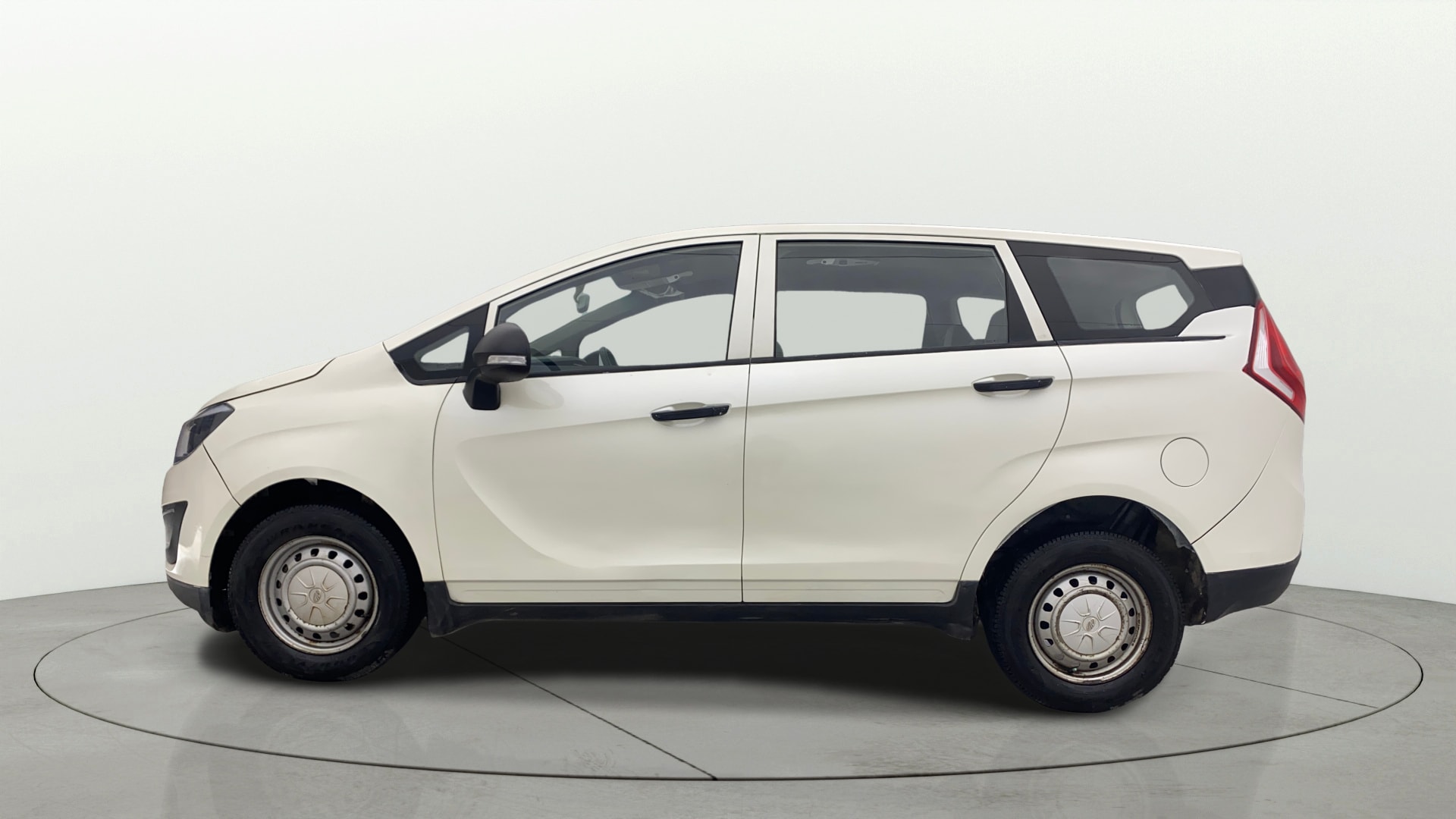 Used 2019 Mahindra Marazzo Used 2019 Mahindra Marazzo