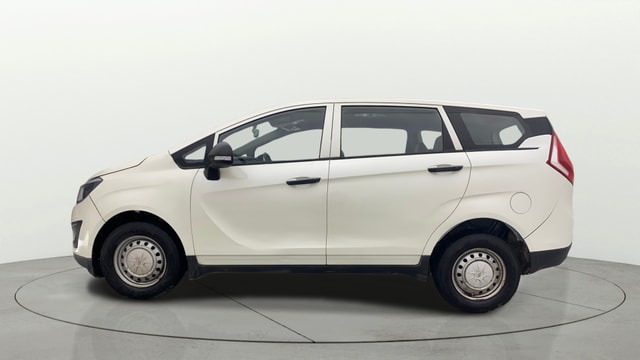 View Mahindra Marazzo Image 5 Used Mahindra Marazzo Image 5