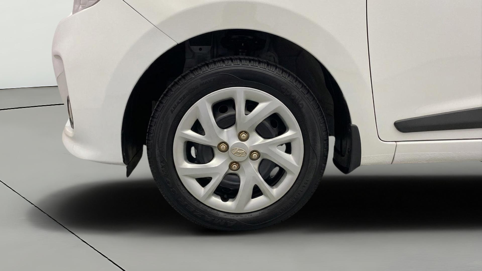 View 2017 Hyundai Grand i10 Sportz 1.2 Kappa Image 27 Used 2017 Hyundai Grand i10 Sportz 1.2 Kappa Image 27