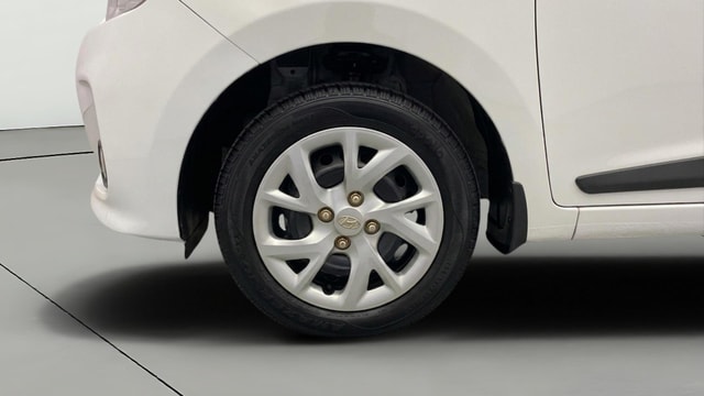 View Hyundai Grand i10 Image 27 Used Hyundai Grand i10 Image 27