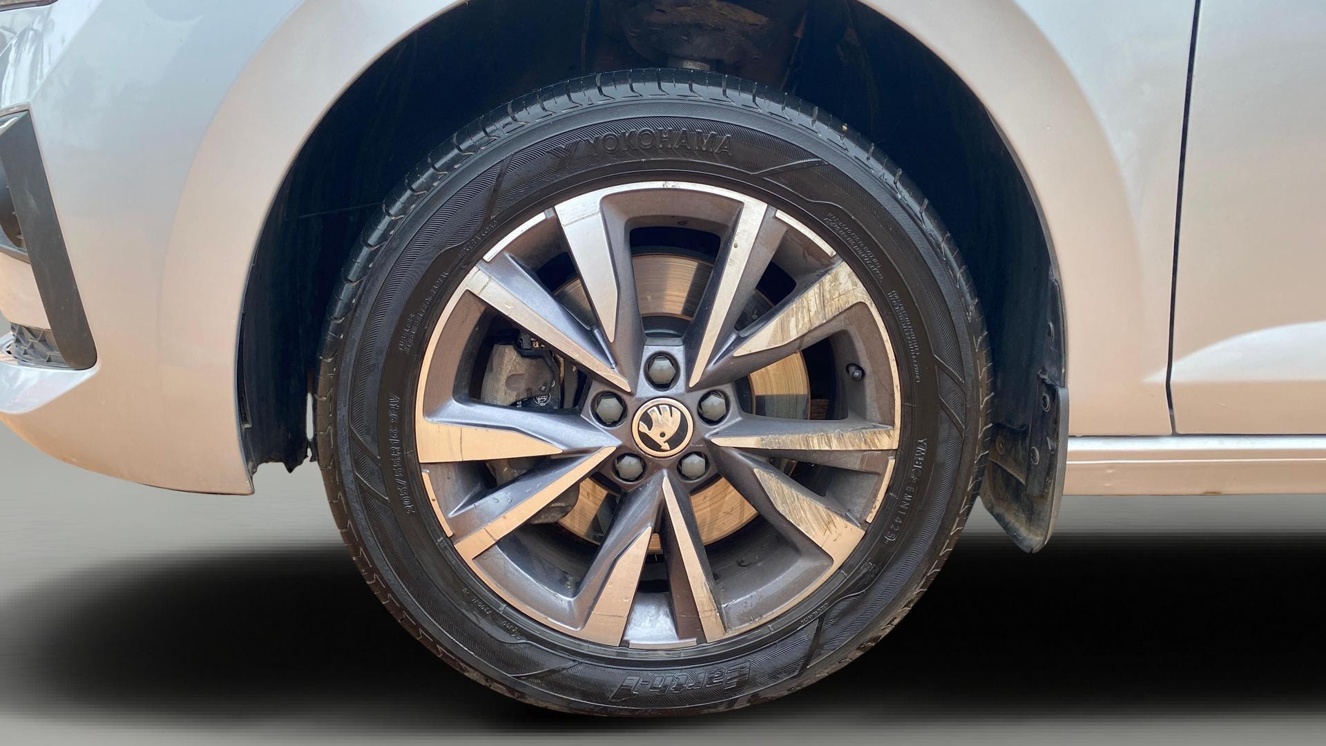 View 2023 Skoda Slavia Style 1.5 TSI DSG Image 30 Used 2023 Skoda Slavia Style 1.5 TSI DSG Image 30