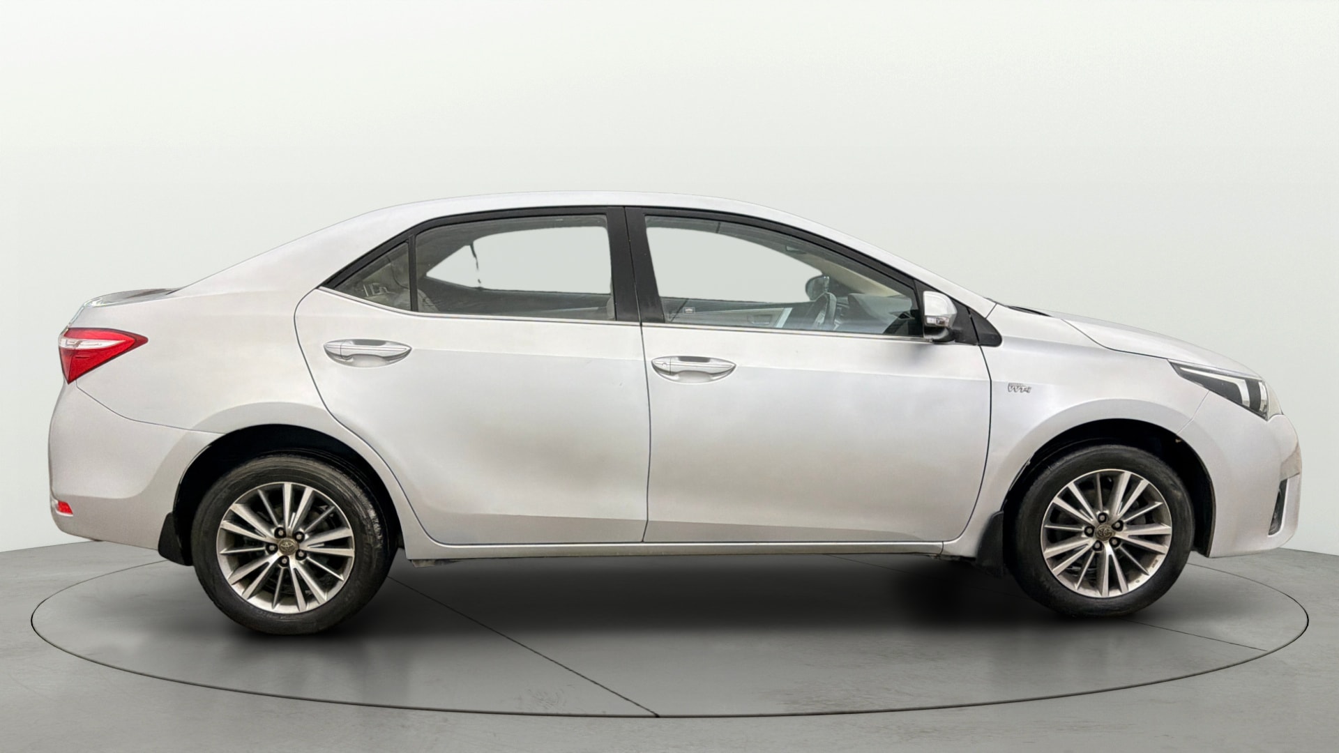 View 2014 Toyota Corolla Altis 1.8 GL Image 8 Used 2014 Toyota Corolla Altis 1.8 GL Image 8