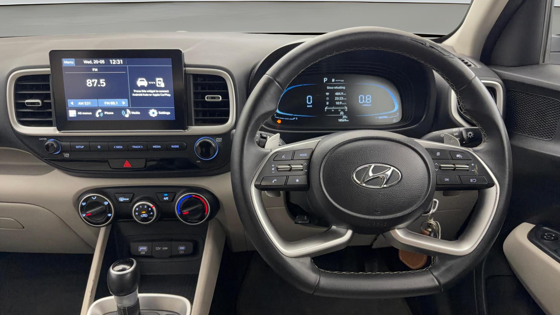 View 2023 Hyundai Venue S (O) 1.0 Turbo Petrol DCT Image 21 Used 2023 Hyundai Venue S (O) 1.0 Turbo Petrol DCT Image 21