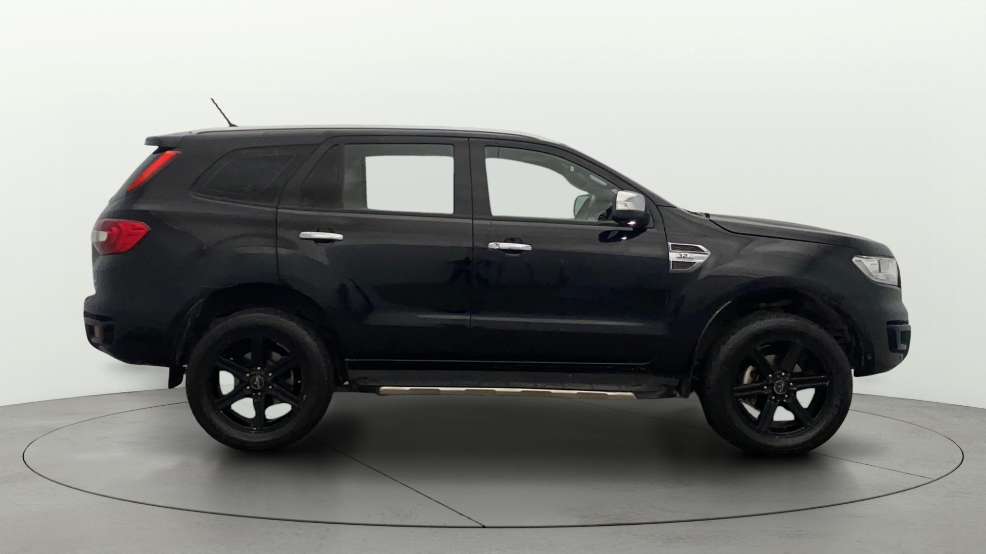 View 2018 Ford Endeavour 3.2L AWD AT Titanium Image 29 Used 2018 Ford Endeavour 3.2L AWD AT Titanium Image 29
