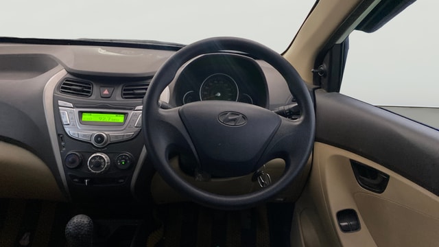 View Hyundai EON Image 20 Used Hyundai EON Image 20