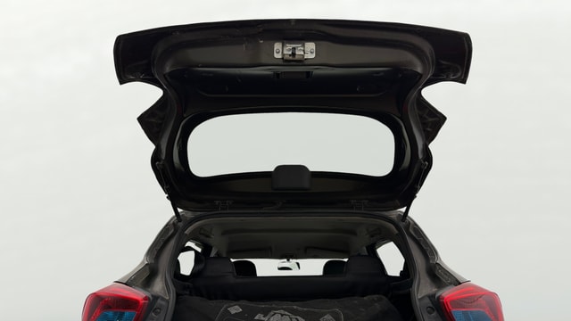 View Renault Kwid Image 16 Used Renault Kwid Image 16