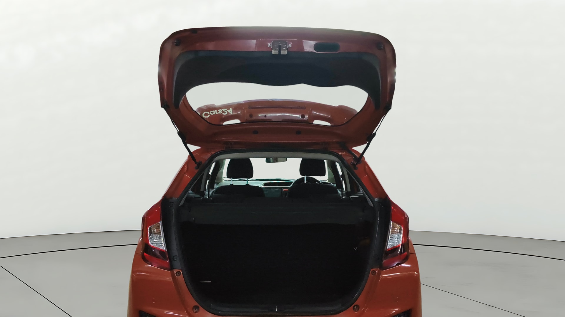 View 2015 Honda Jazz E MT Diesel Image 16 Used 2015 Honda Jazz E MT Diesel Image 16