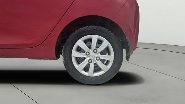 View Hyundai EON Image 11 Used Hyundai EON Image 11