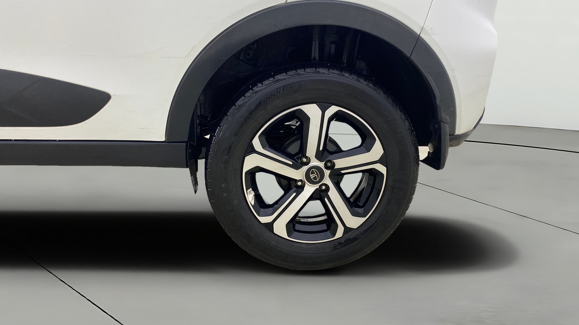 View 2023 Tata Nexon Revotron XZ Plus Lux Image 8 Used 2023 Tata Nexon Revotron XZ Plus Lux Image 8