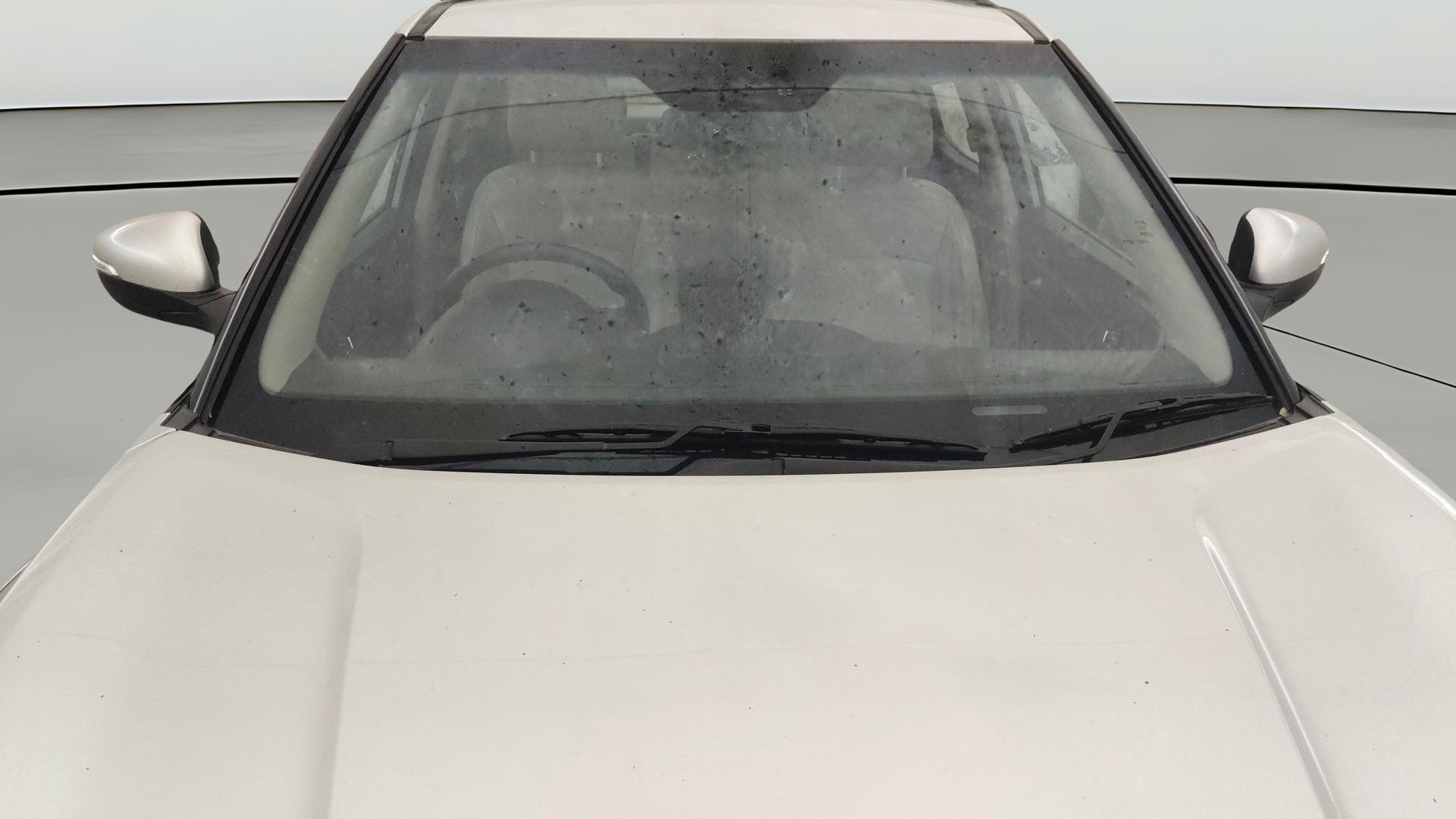 View 2020 Mahindra XUV300 W4 Petrol BS IV Image 38 Used 2020 Mahindra XUV300 W4 Petrol BS IV Image 38