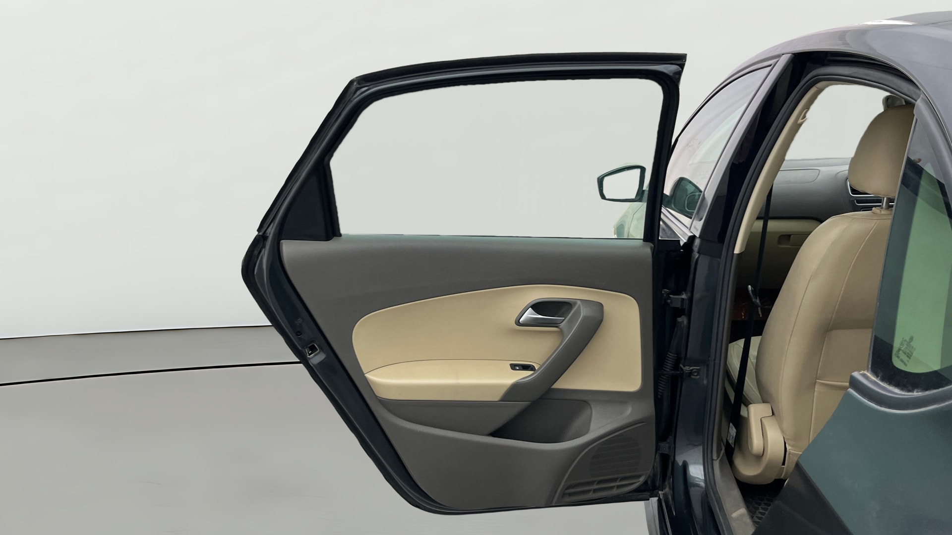 View 2021 Volkswagen Vento 1.0 L TSI Highline Petrol Image 23 Used 2021 Volkswagen Vento 1.0 L TSI Highline Petrol Image 23