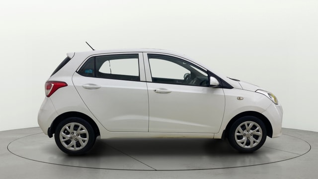 View Hyundai Grand i10 Image 8 Used Hyundai Grand i10 Image 8