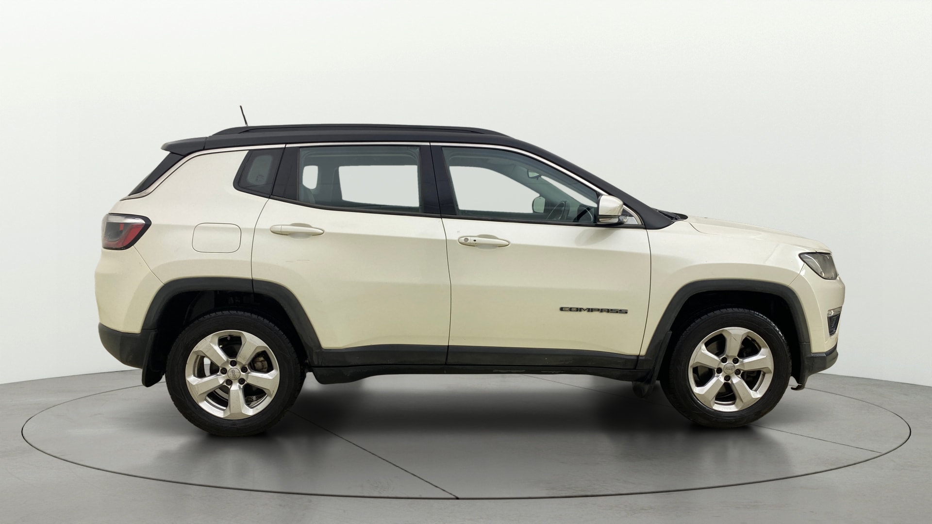 View 2020 Jeep Compass Limited 1.4 Multi AIR Petrol DDCT AT BS IV Image 27 Used 2020 Jeep Compass Limited 1.4 Multi AIR Petrol DDCT AT BS IV Image 27