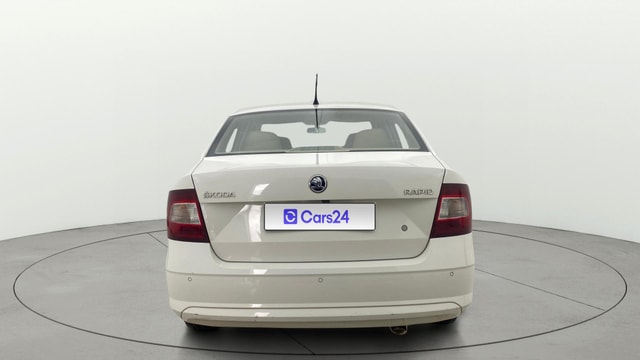 View Skoda Rapid Image 39 Used Skoda Rapid Image 39