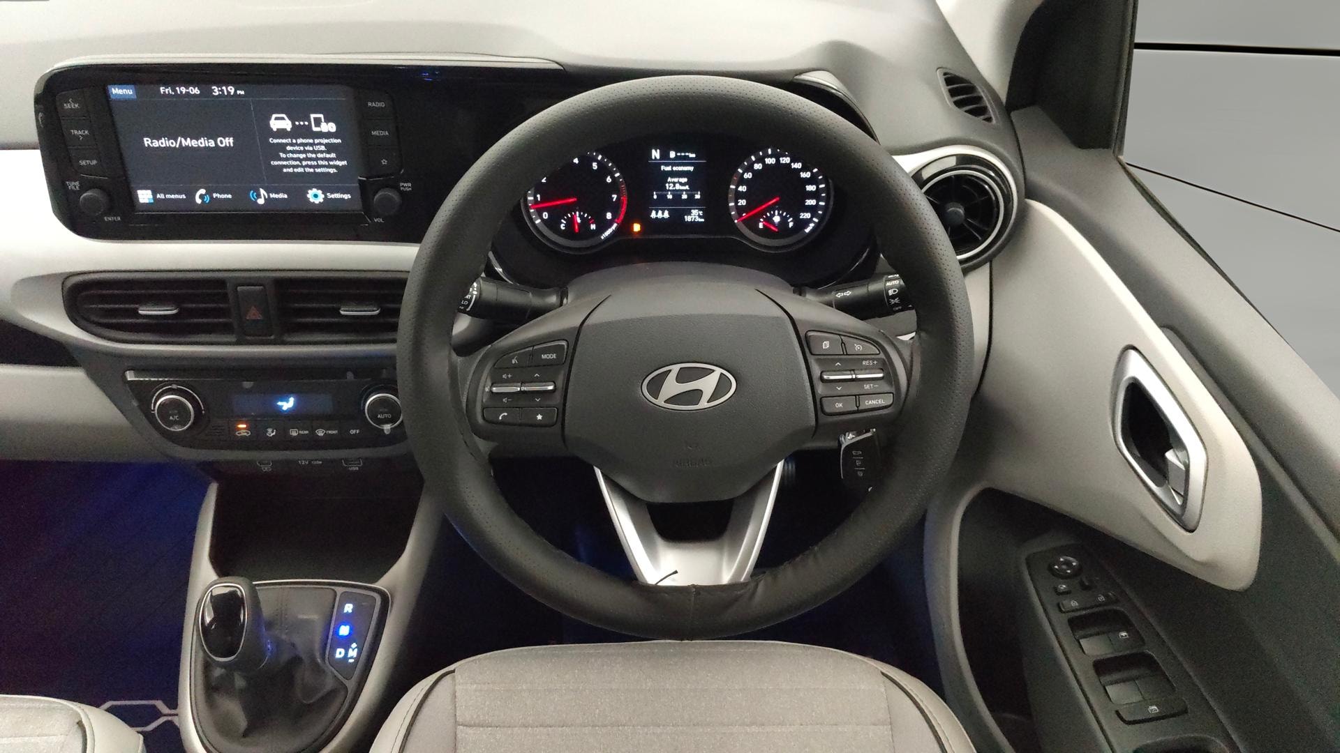 View 2024 Hyundai Grand i10 Nios Sportz Petrol AMT Image 21 Used 2024 Hyundai Grand i10 Nios Sportz Petrol AMT Image 21
