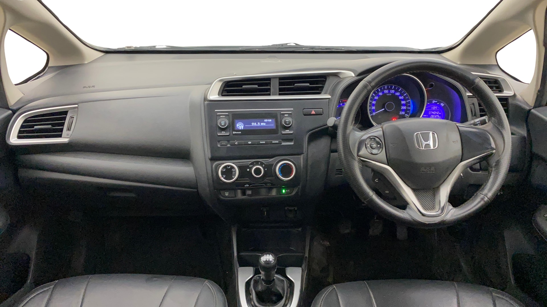 View 2019 Honda WR-V S MT Diesel Edge Edition Image 15 Used 2019 Honda WR-V S MT Diesel Edge Edition Image 15