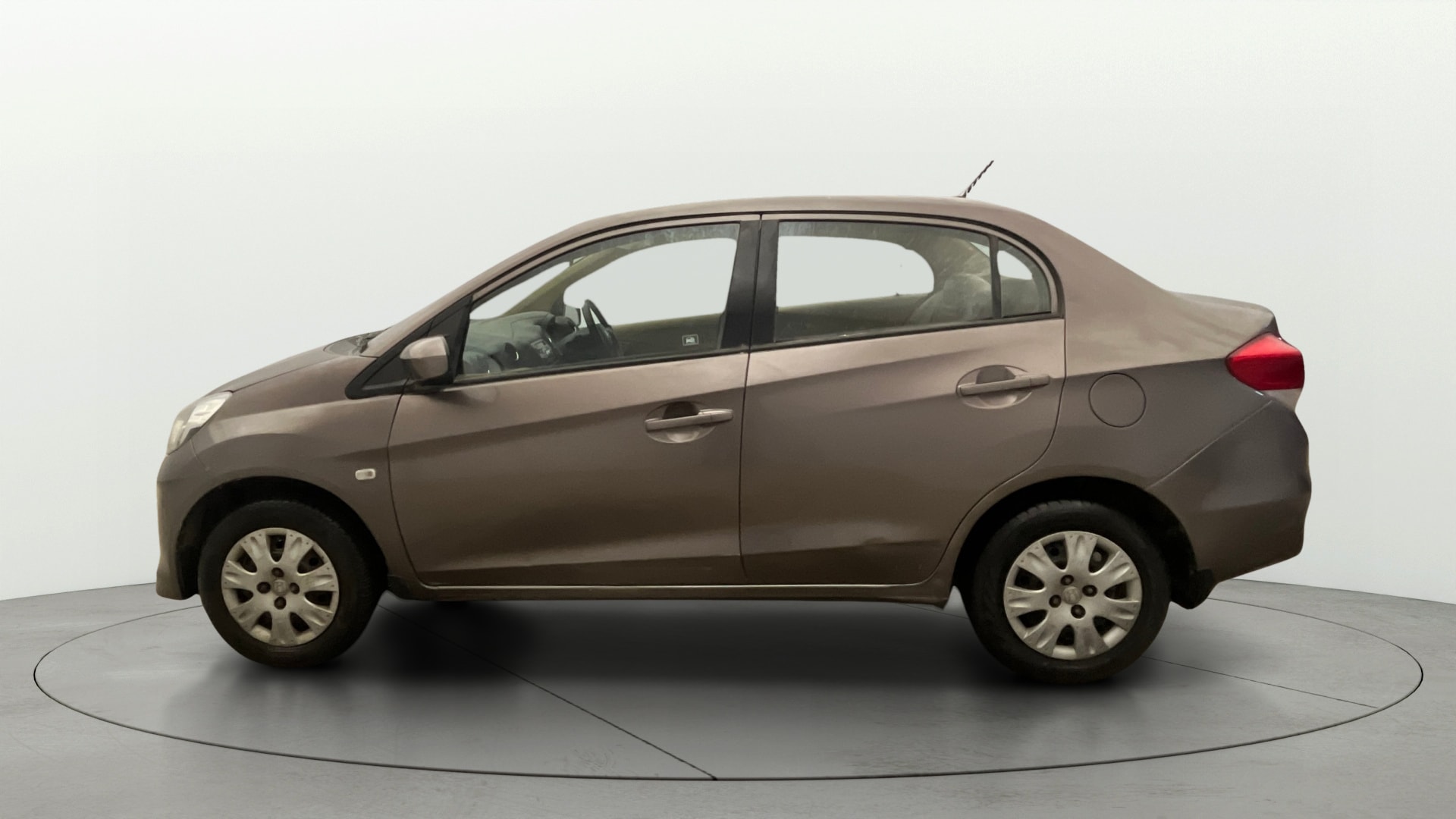 View 2014 Honda Amaze E MT Petrol BS IV Image 5 Used 2014 Honda Amaze E MT Petrol BS IV Image 5