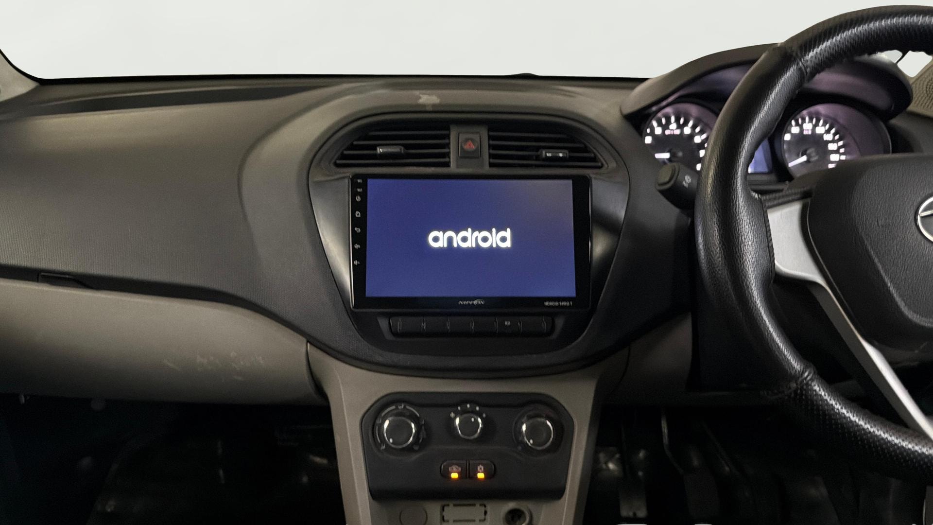 View 2018 Tata Tiago Revotorq XB Image 17 Used 2018 Tata Tiago Revotorq XB Image 17